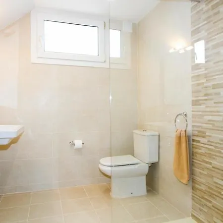 Puerto Del Carmen Sleeps 8 Pool Air Con Wifi Villa
