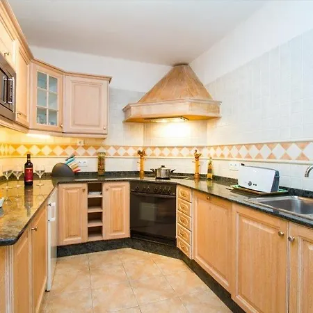 Villa Puerto Del Carmen Sleeps 8 Pool Air Con Wifi Puerto del Carmen (Lanzarote)